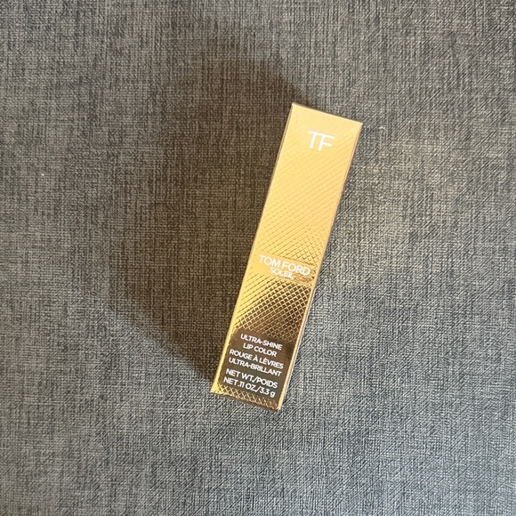 Tom Ford Ultra-Shine Lip Color #34 ROSE IRISE - Picture 2 of 4